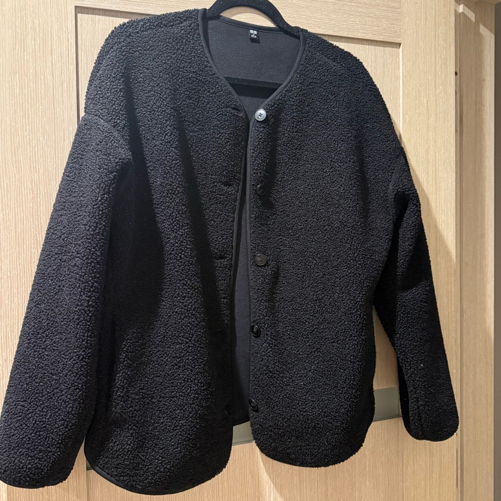 Uniqlo Black Teddy Jacket